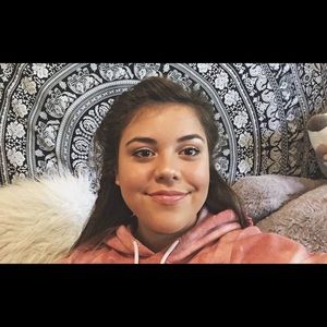 Meet your Posher, Braxton